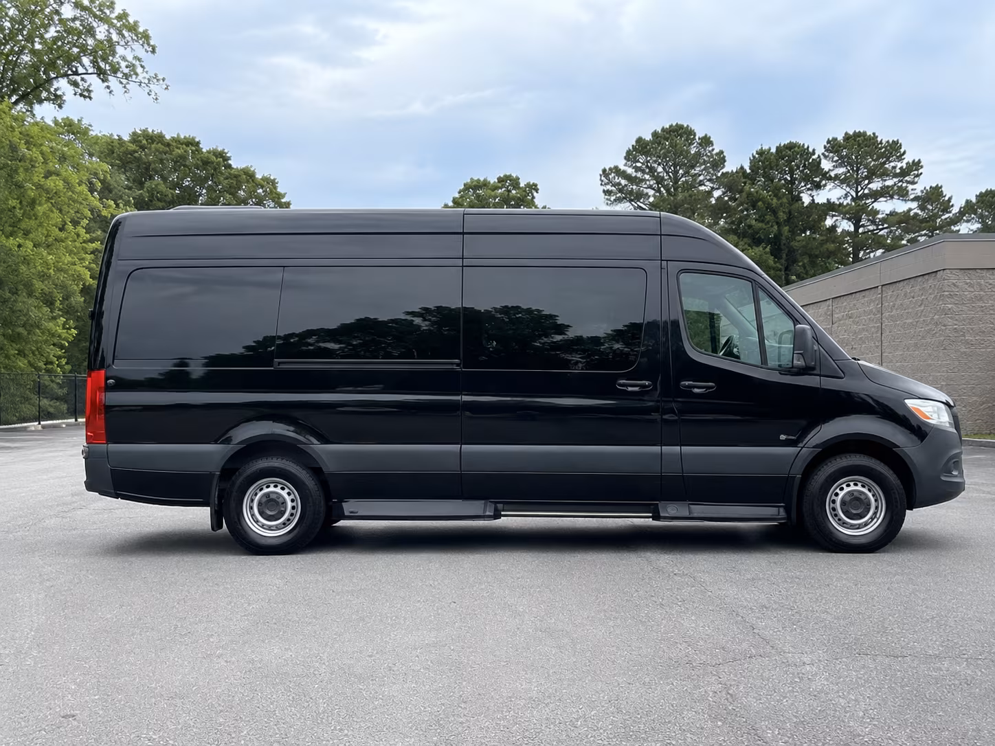 12 passenger sprinter van