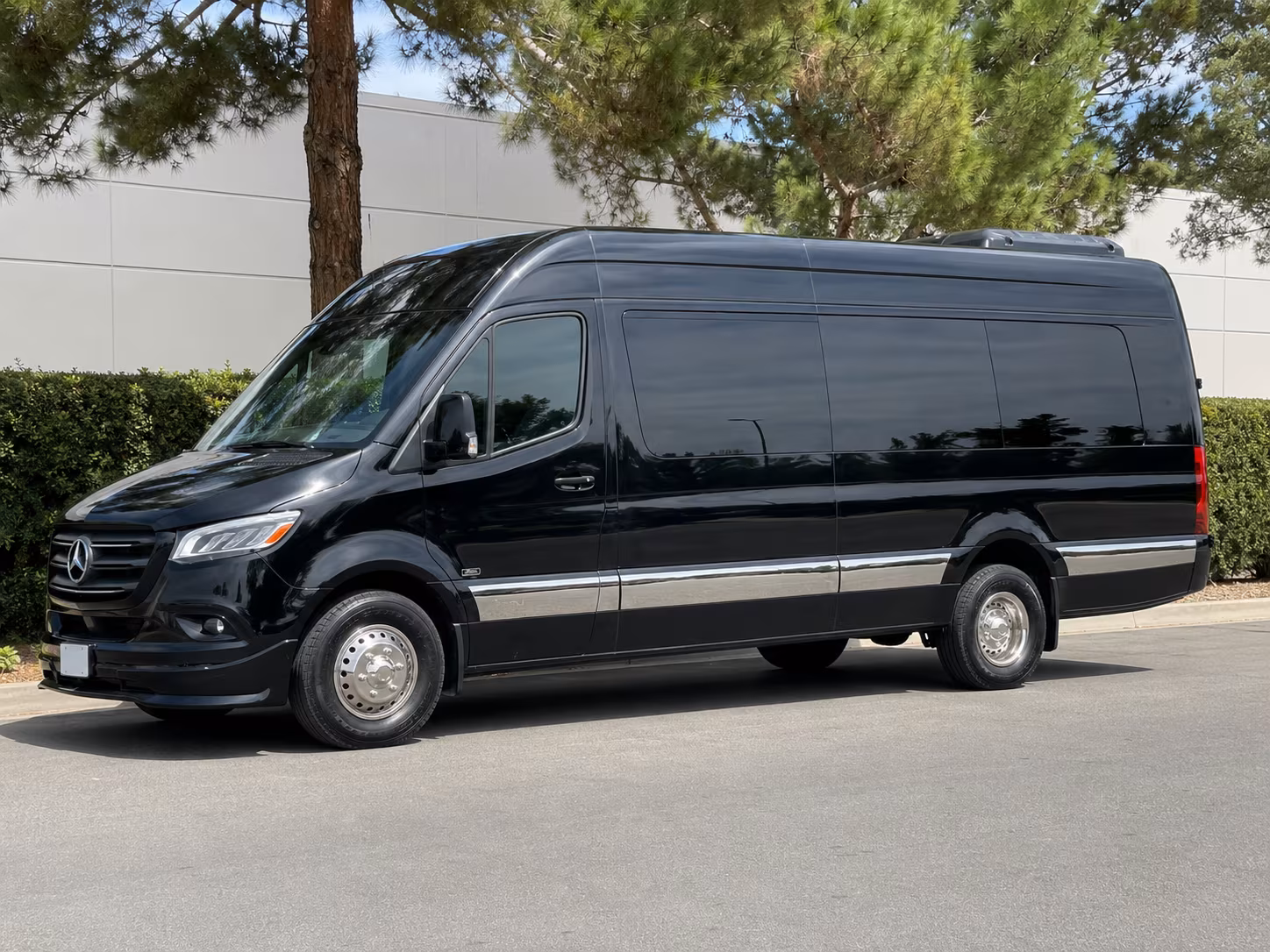 8 passenger sprinter van