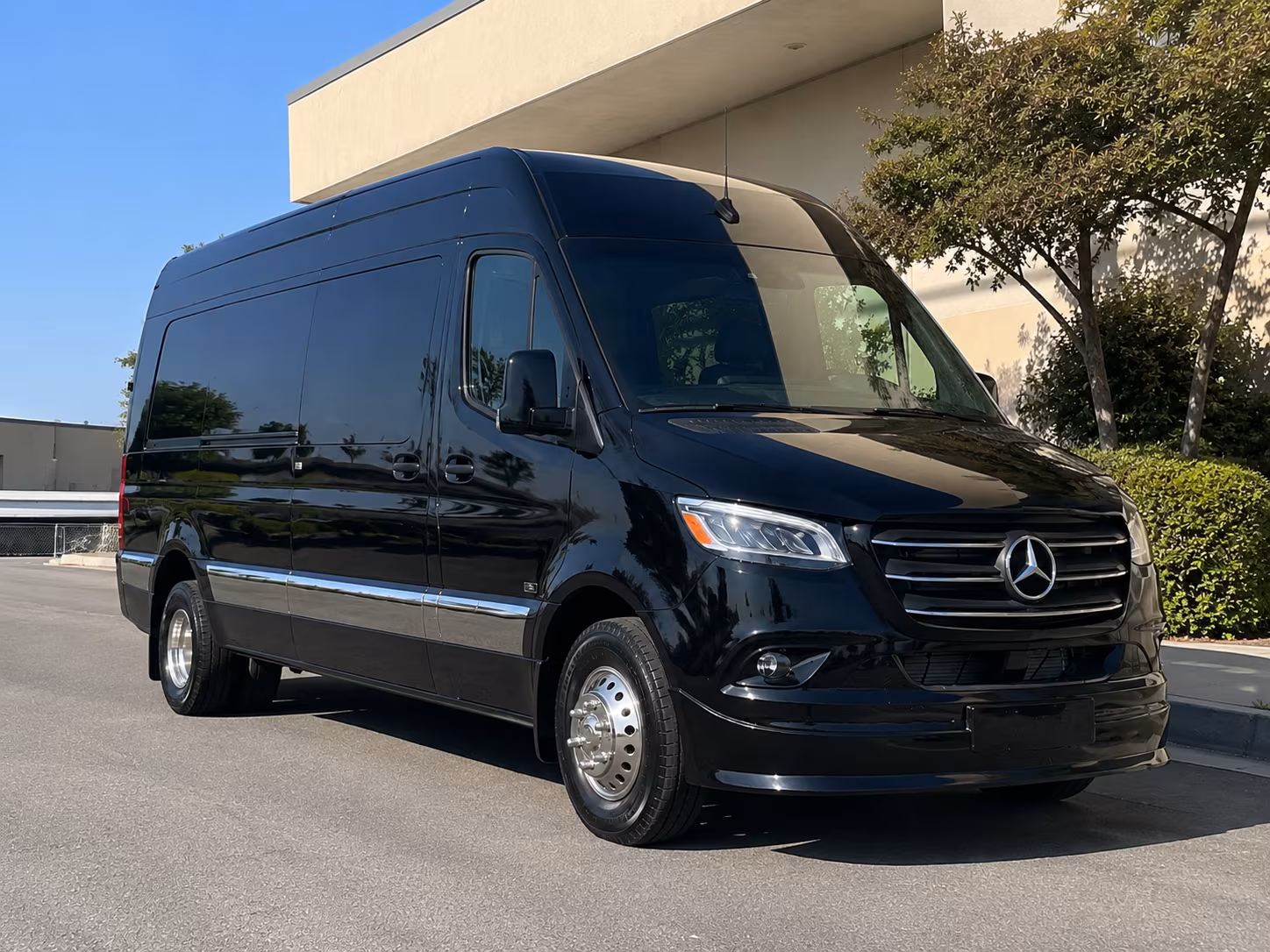 find the perfect transportation for your next private event 3